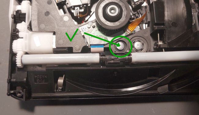 PS5 Slim neņem diskus - disku piedziņas remonts